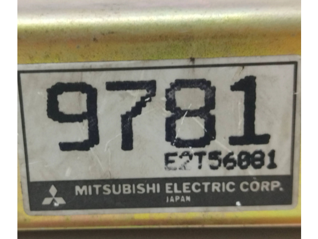 Блок управления двигателя MD159781, E2T56081   Mitsubishi Colt