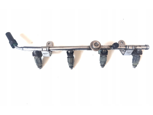 Vstřikovací lišta 04861387AC, 04861387AC Chrysler Grand Voyager II