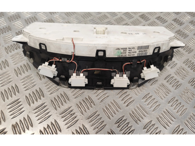 Панель приборов 30728791   Volvo V70       