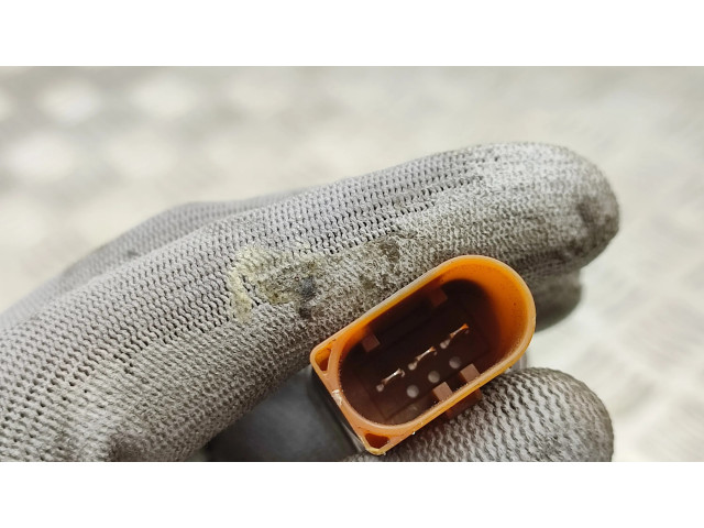 Топливная рампа 03L130089P, 03L906054 Skoda Yeti (5L) 2.0 для двигателя CFH