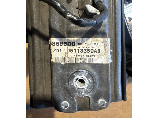 Zpětné zrcátko  Chrysler Grand Voyager V 2009  05113350ab  