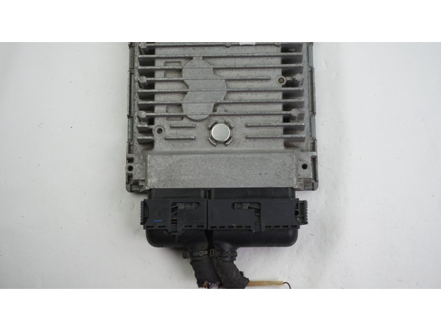 Блок управления двигателя 03L906023PJ, 5WP42943AA Volkswagen Touran II