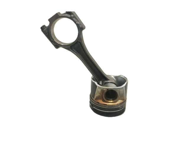 Поршень CXX 4L107065D001, 4L107065D Volkswagen Golf SportWagen