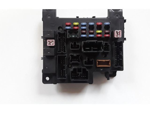 Блок предохранителей 8637B680 Mitsubishi Outlander