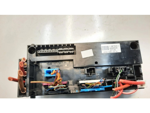 Pojistková skříňka 0005401050 Mercedes-Benz E W210 2001