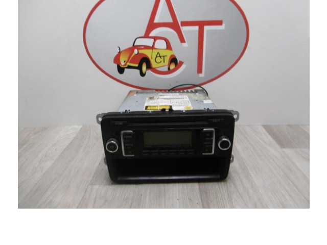 Радио/ проигрыватель CD/DVD / навигация 1T0035680B, 1T0035680B Volkswagen Golf VIII