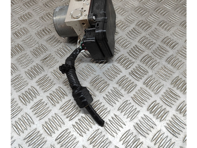 Блок АБС 8954171L01, 11604080610 Toyota Hilux (AN120, AN130) 2015 - 2020 года