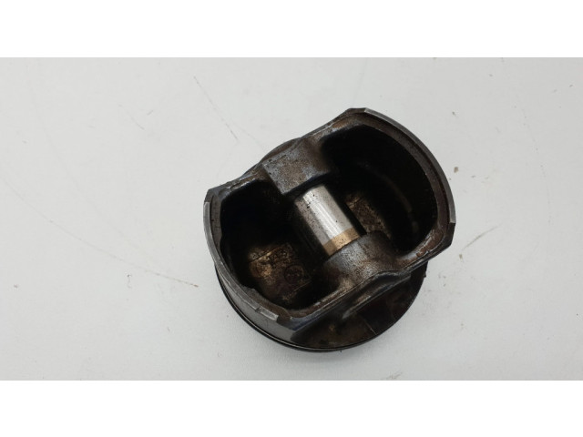 Píst 83955, 83955508 BMW 3 E36 pro benzínový motor 2.5 M50 NV