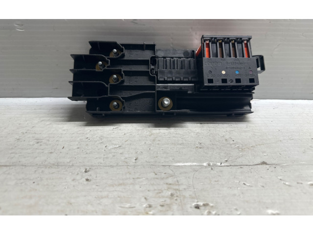 Блок предохранителей  2115452601   Mercedes-Benz GL X164    