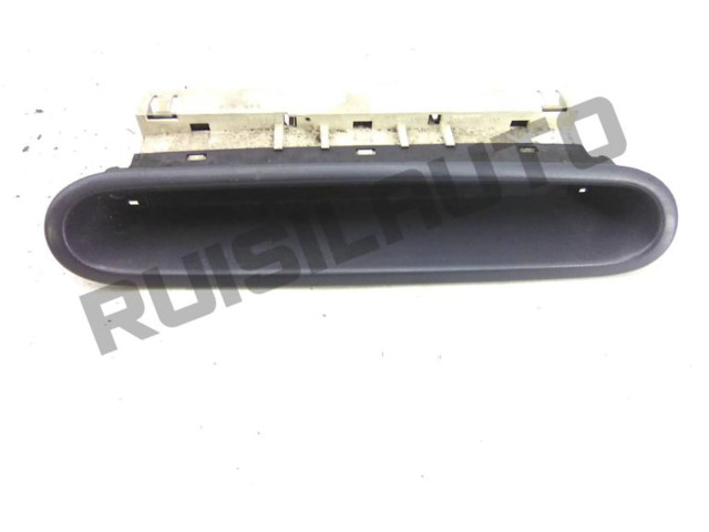 Дисплей       Renault Twingo I