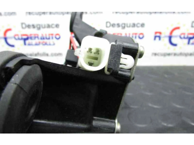 Моторчик заднего дворника 66350002 Alfa Romeo 166