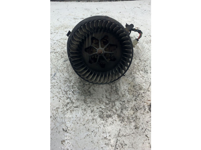 Вентилятор печки Skoda Yeti (5L)