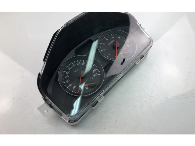 Панель приборов 31254775 Volvo C70