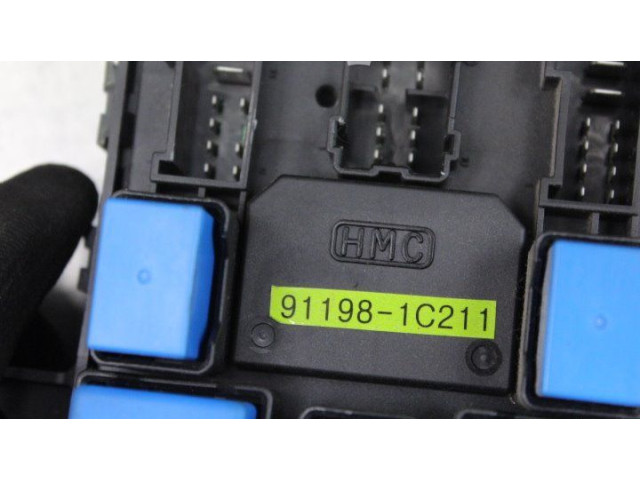 Zámek zadních dveří 911981C211 Hyundai Getz 2005