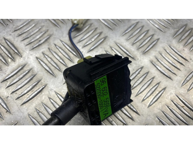 Переключатель дворников 96602569, 5223301000 Daewoo Polonez