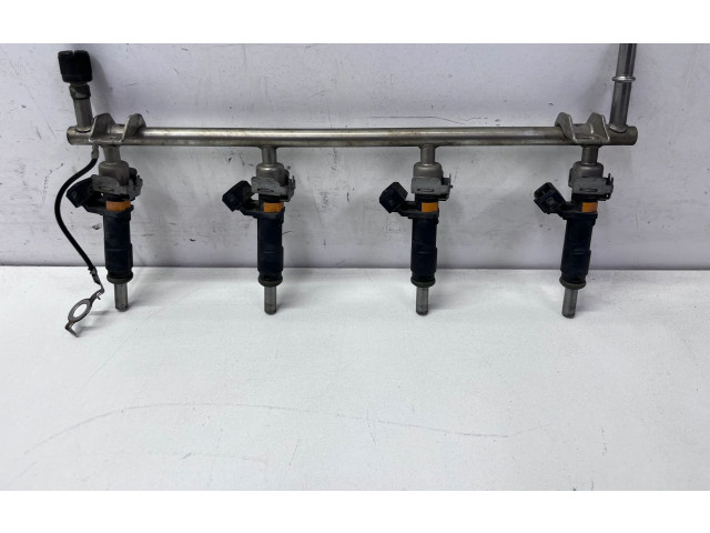 Vstřikovací lišta 1228605, 1228604 Opel Zafira C