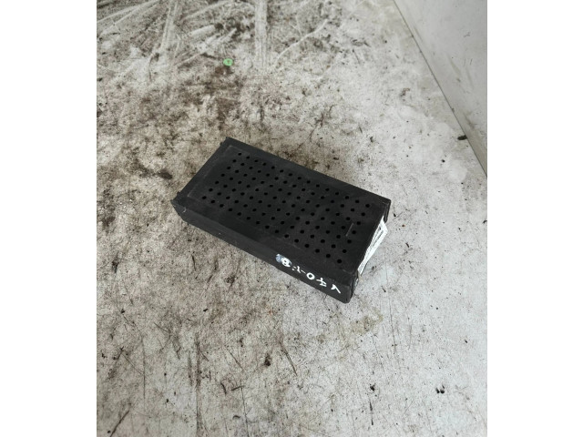 Блок предохранителей 8688153, 8645729 Volvo V70