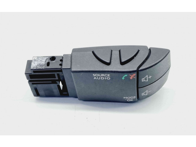 Руль Dacia Sandero - года