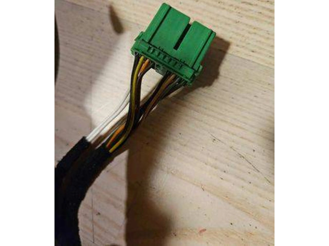 Зеркало электрическое        Volvo V70  2000 - 2004 года   