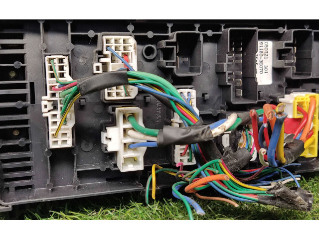 Блок предохранителей 911603E070   KIA Sorento    