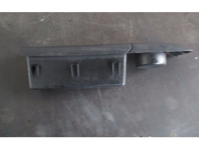 Блок предохранителей     Ford S-MAX    