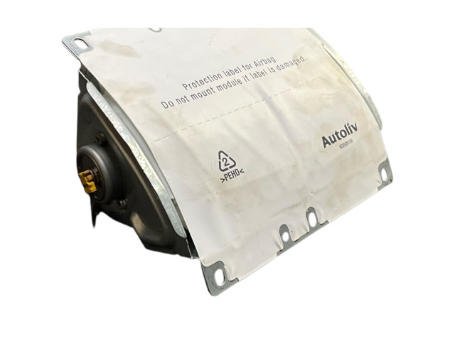 Подушка безопасности пассажира 8623351   Volvo C30