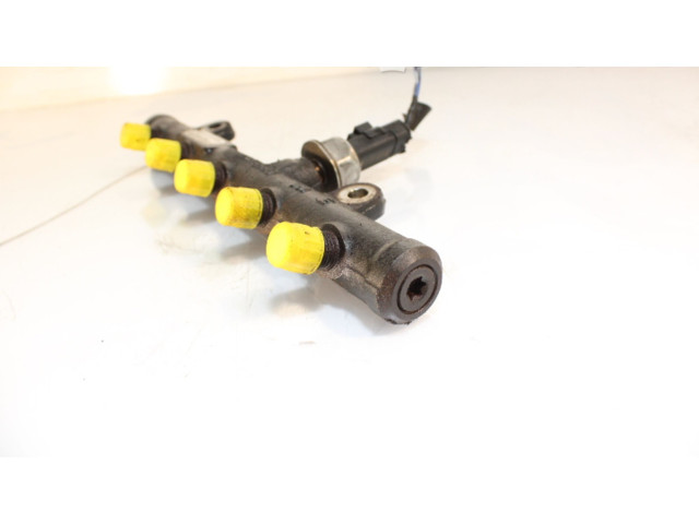 Топливная рампа    Volvo V70  