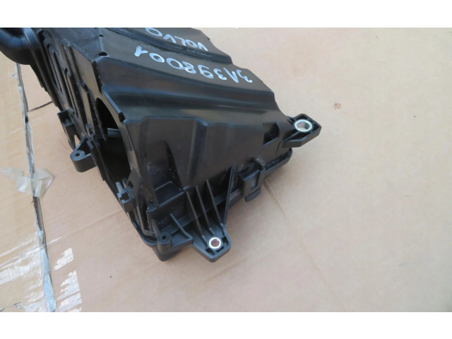 Pojistková skříňka 31398001 Volvo V60 2021