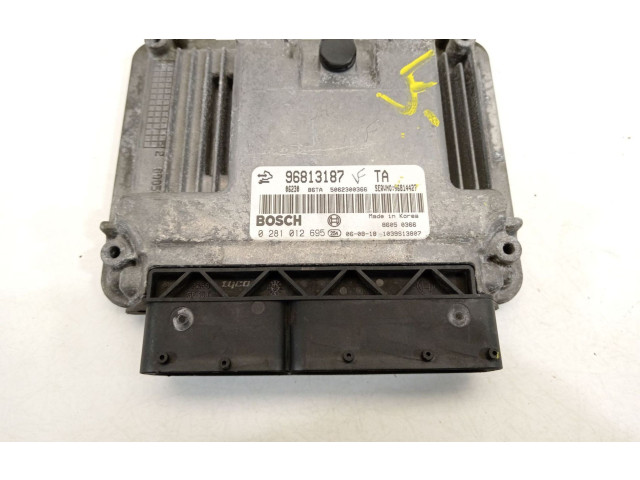 Блок управления двигателя 96813187, 0281012695 Chevrolet Captiva Z20S
