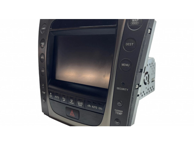 Радио/ проигрыватель CD/DVD / навигация