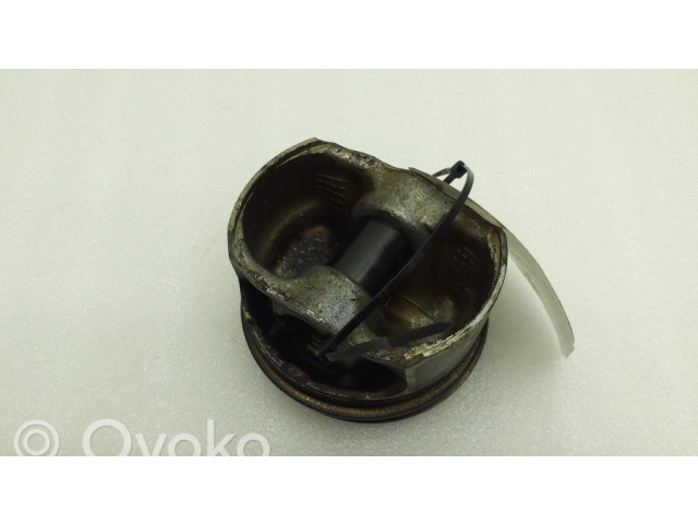 Поршень N55B30A BMW X5M E70 для бензинового двигателя 3.5