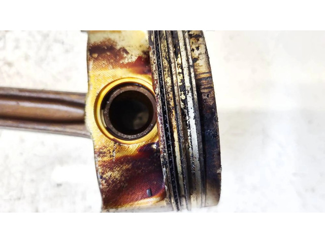 Поршень с шатуном Volvo S80 для бензинового двигателя 3.2