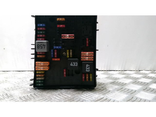 Блок предохранителей 1K0937124H, 1T1937535E   Volkswagen Touran I    