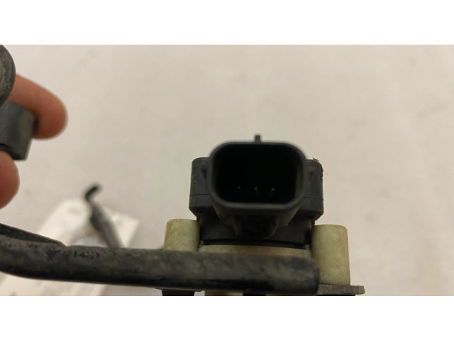 Передний датчик высоты подвески