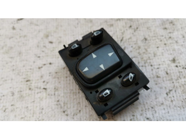 Включатель зеркал