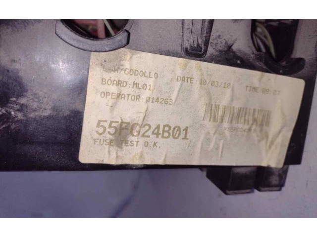 Блок предохранителей 1355851 Ford Transit - Tourneo Connect