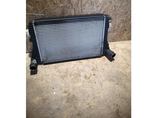 Интеркулер     Volkswagen Jetta VI 