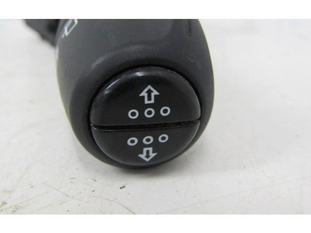 Переключатель дворников 8201168013, 8201168013 Renault Captur