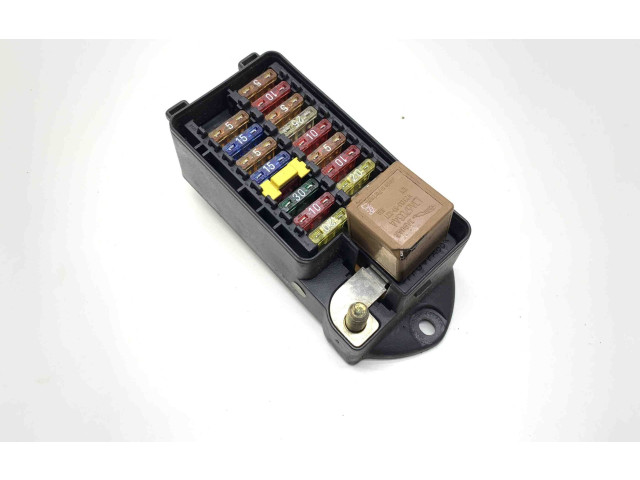 Блок предохранителей 518215009, LJB2800AA Jaguar XK8 - XKR