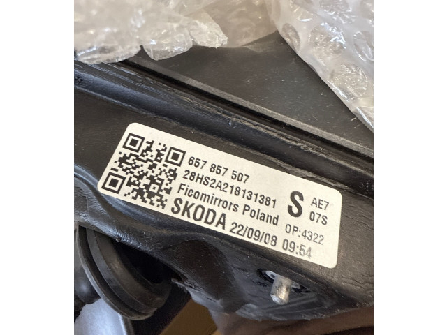 Зеркало электрическое        Skoda Scala   -  года   