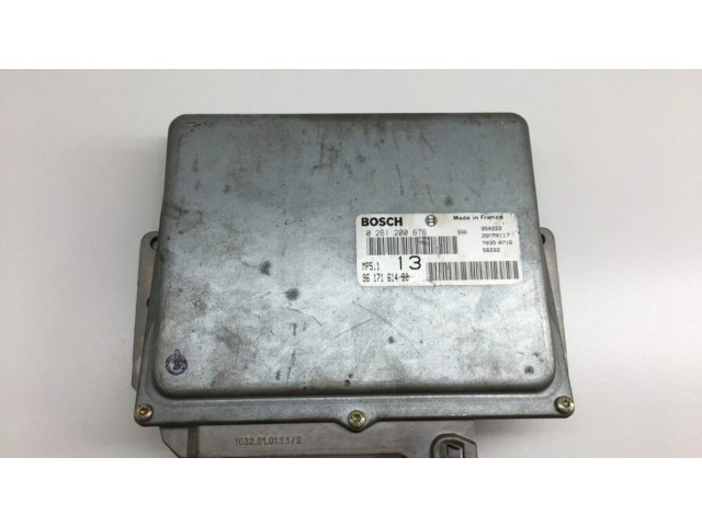 Блок управления двигателя 0261200676 Peugeot 306