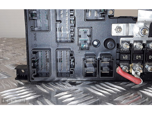 Блок предохранителей 518828108   Volvo XC90    