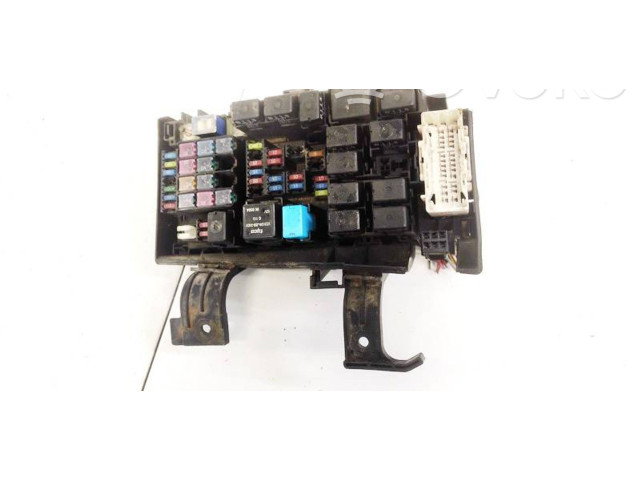 Pojistková skříňka Mazda 6 2002