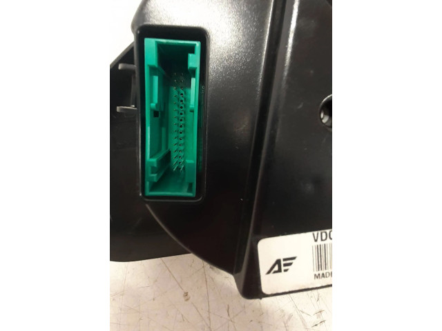 Přístrojová deska Seat Alhambra (Mk2) 2010 110080033011