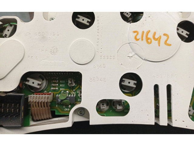 Přístrojová deska Chrysler New Yorker 1998 4608199, 4517887