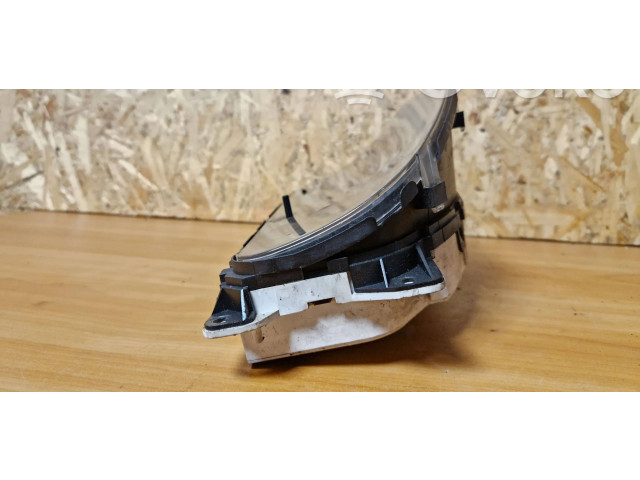 Панель приборов 9499671   Volvo V70       