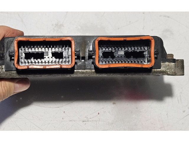 Řídící jednotka 3392062J00 Suzuki Swift 2005