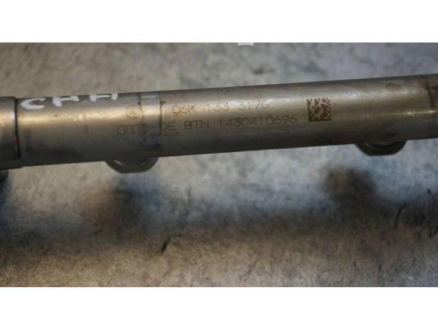 Топливная рампа 06K133317G   Audi TT TTS RS Mk3 8S   для двигателя CHH