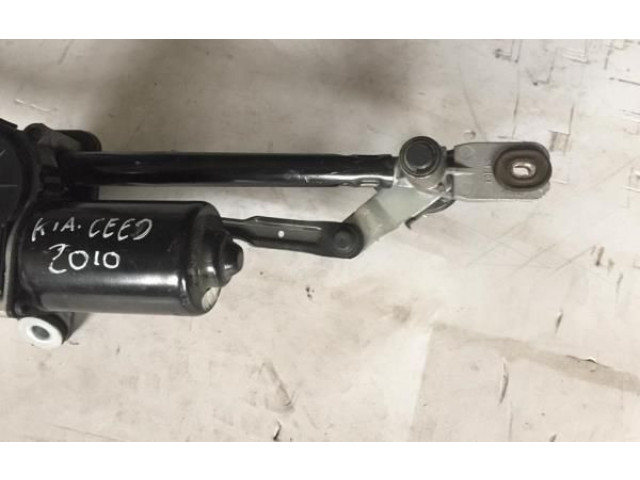 Двигатель стеклоочистителей KIA Ceed