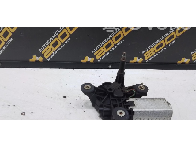 Моторчик заднего дворника     Fiat Idea